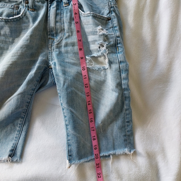 🔴Buy 2 - Get 1 -- AEO Men's Distressed Cut-Off Jean Shorts, Size 28 - Picture 11 of 13